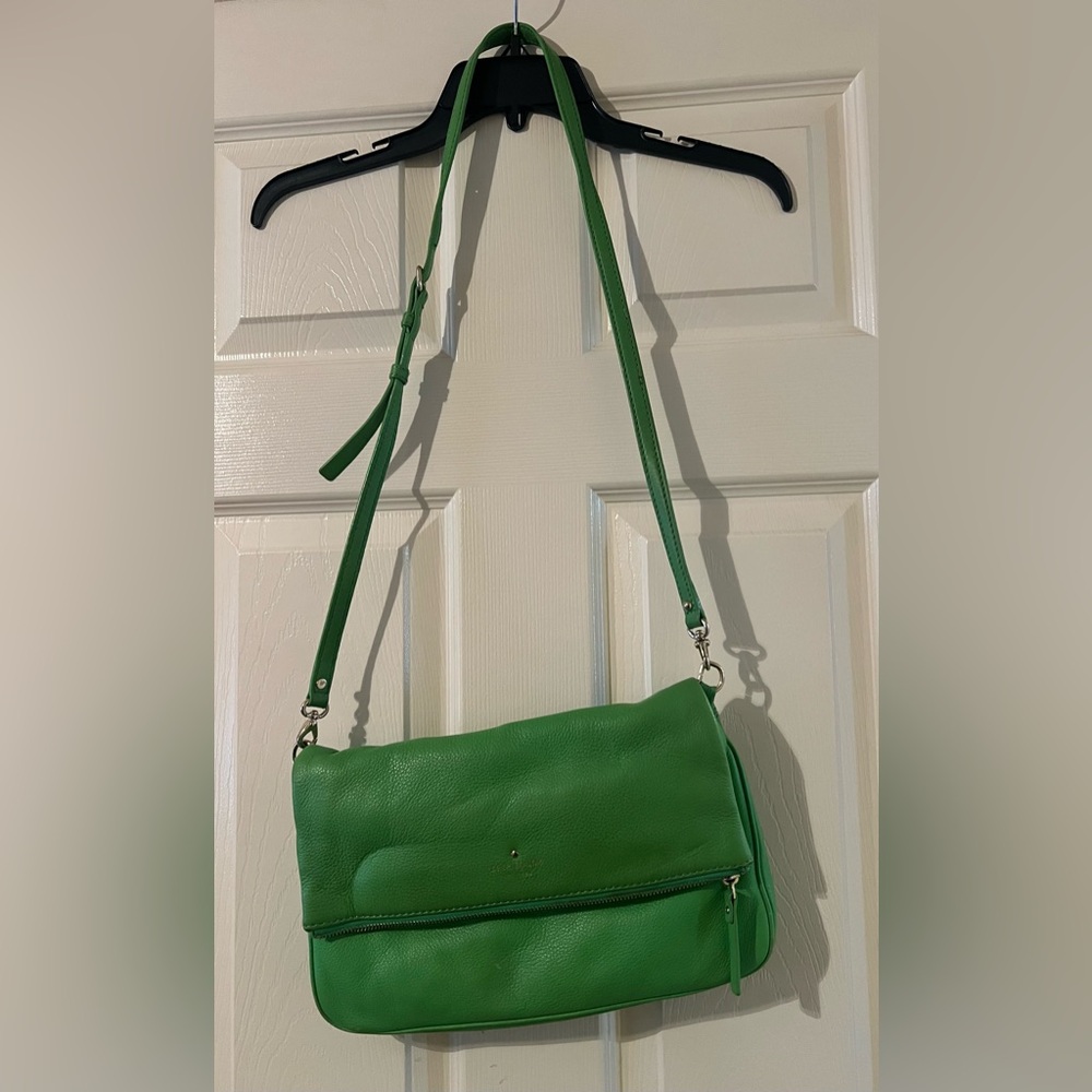 Kate Spade Pebbled Fold Over Zip Purse Crossbody Handbag in Shamrock